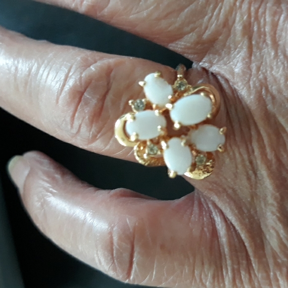 sarah coventry ring - Picture 1 of 2